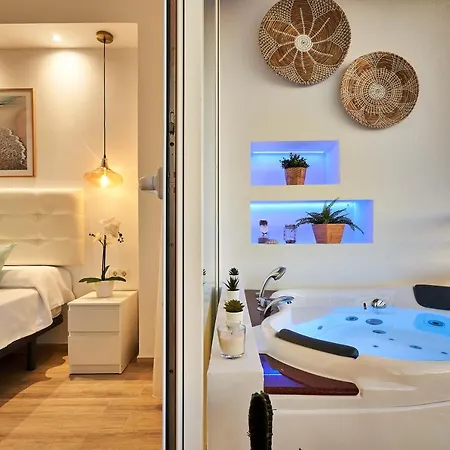 Sunset Charming With Jacuzzi