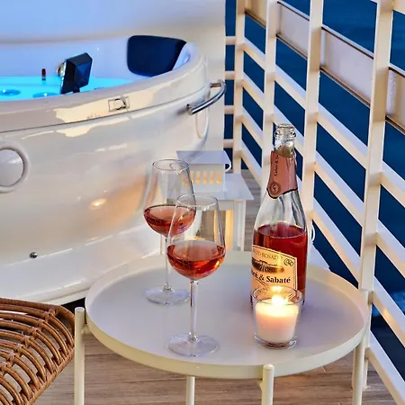 Sunset Charming With Jacuzzi Apartamento *